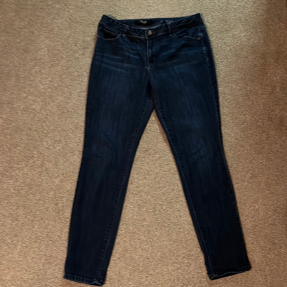 Women’s simply Vera Wang skinny jeans